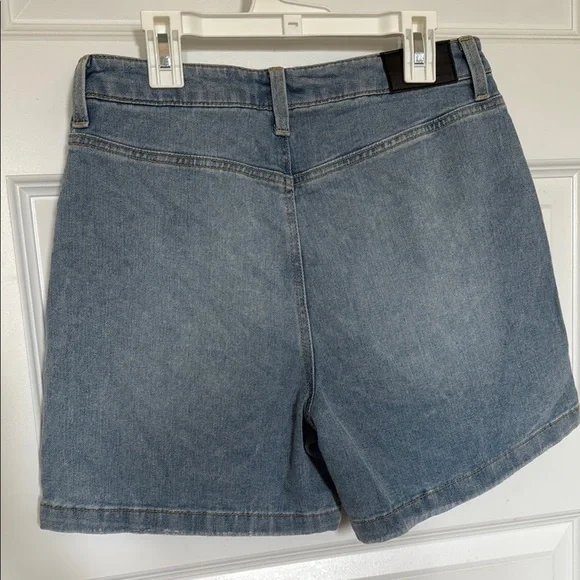 NWT BCBGeneration relaxed trouser shorts bundle Sz 7 - Picture 6 of 12